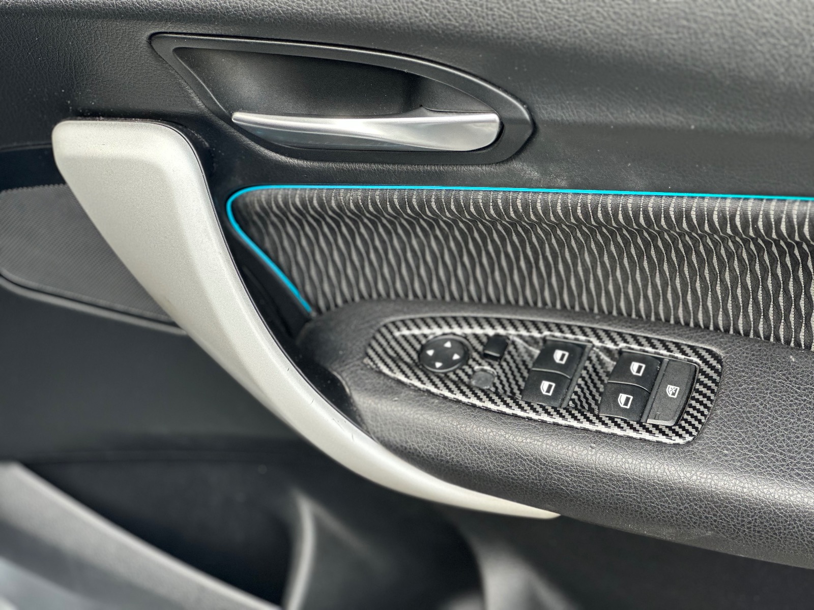 2013 BMW 1 series — image 7