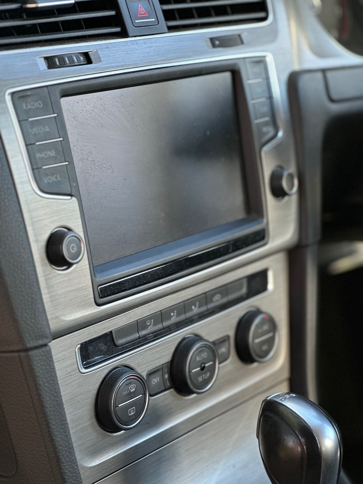 2014 Volkswagen Golf — image 14