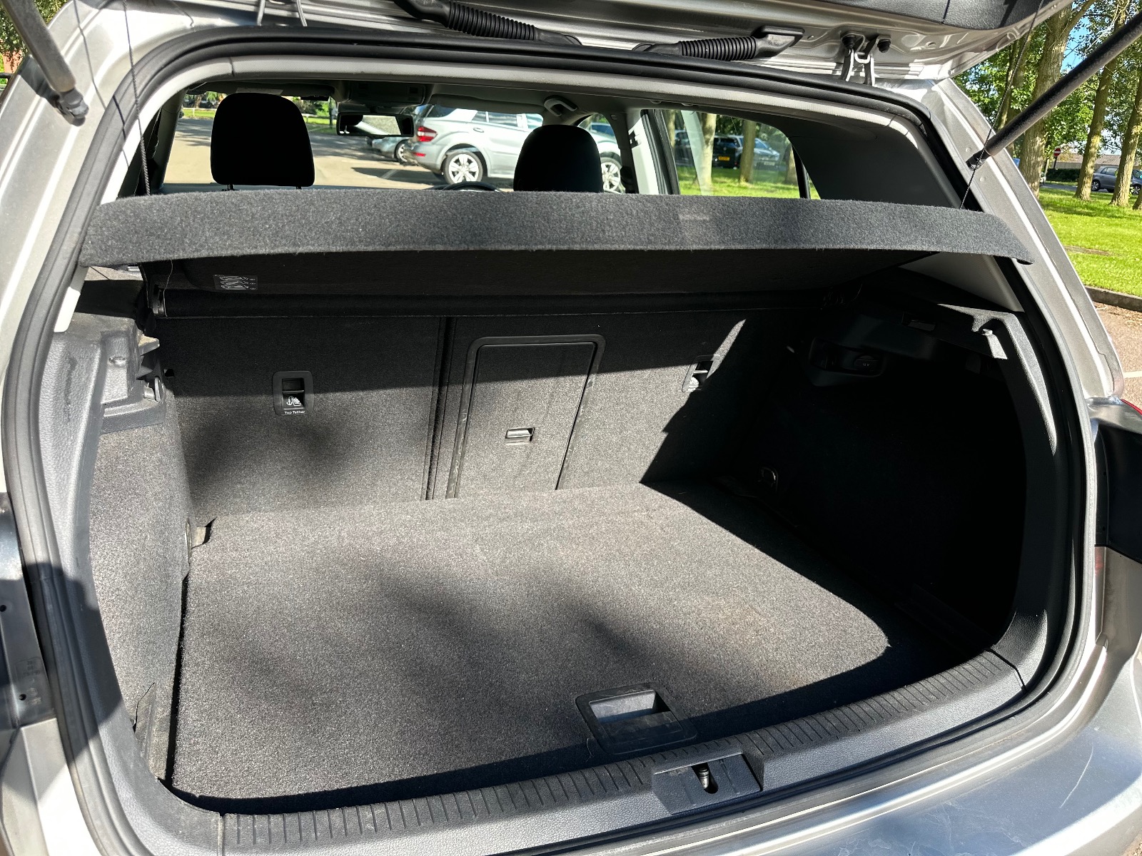 2014 Volkswagen Golf — image 11