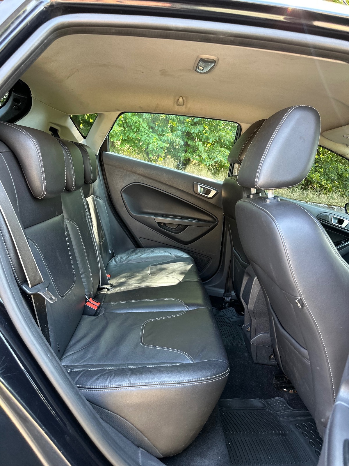 2013 Ford Fiesta Titanium — image 11