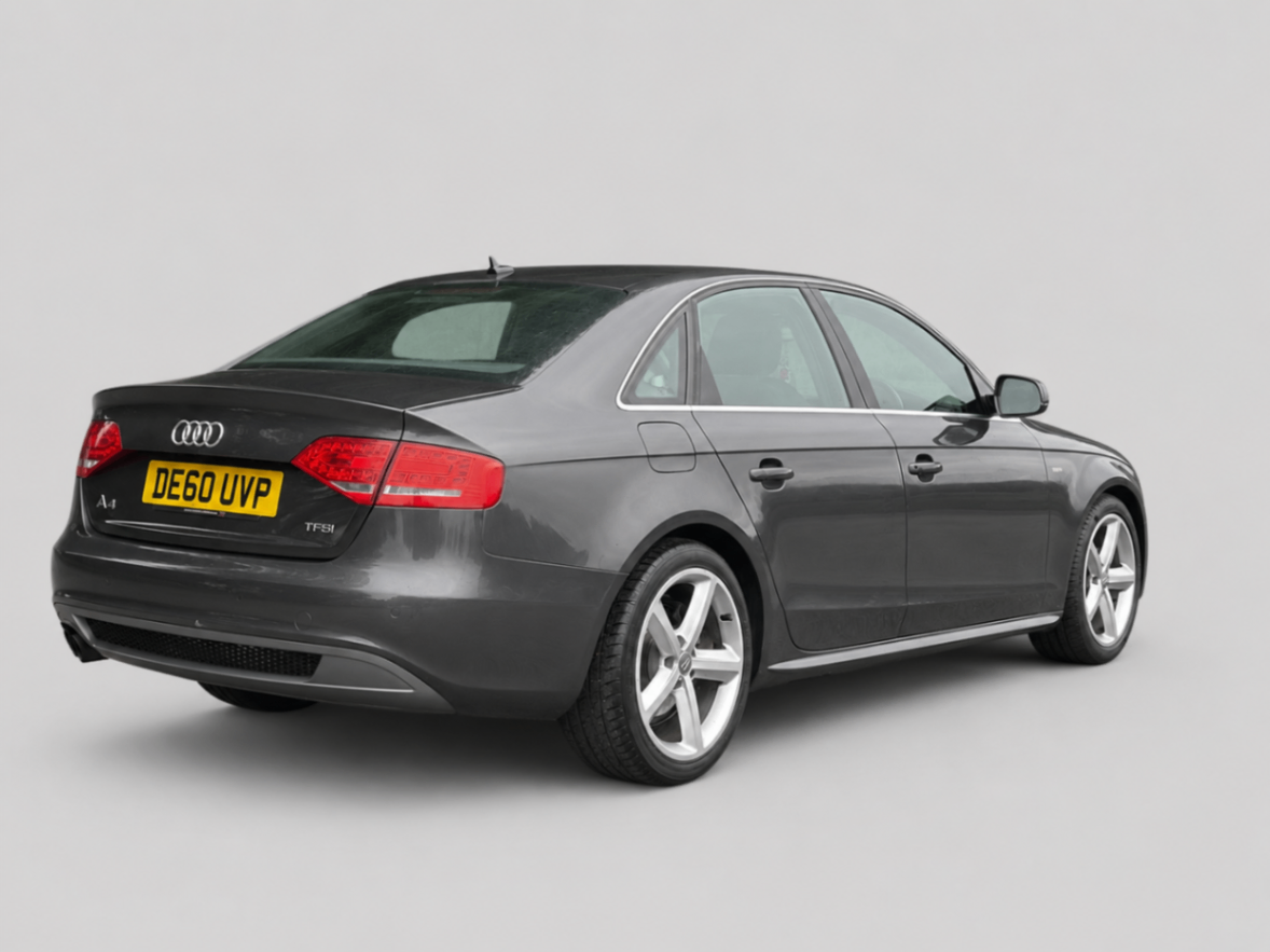 2010 Audi A4 S line — image 2