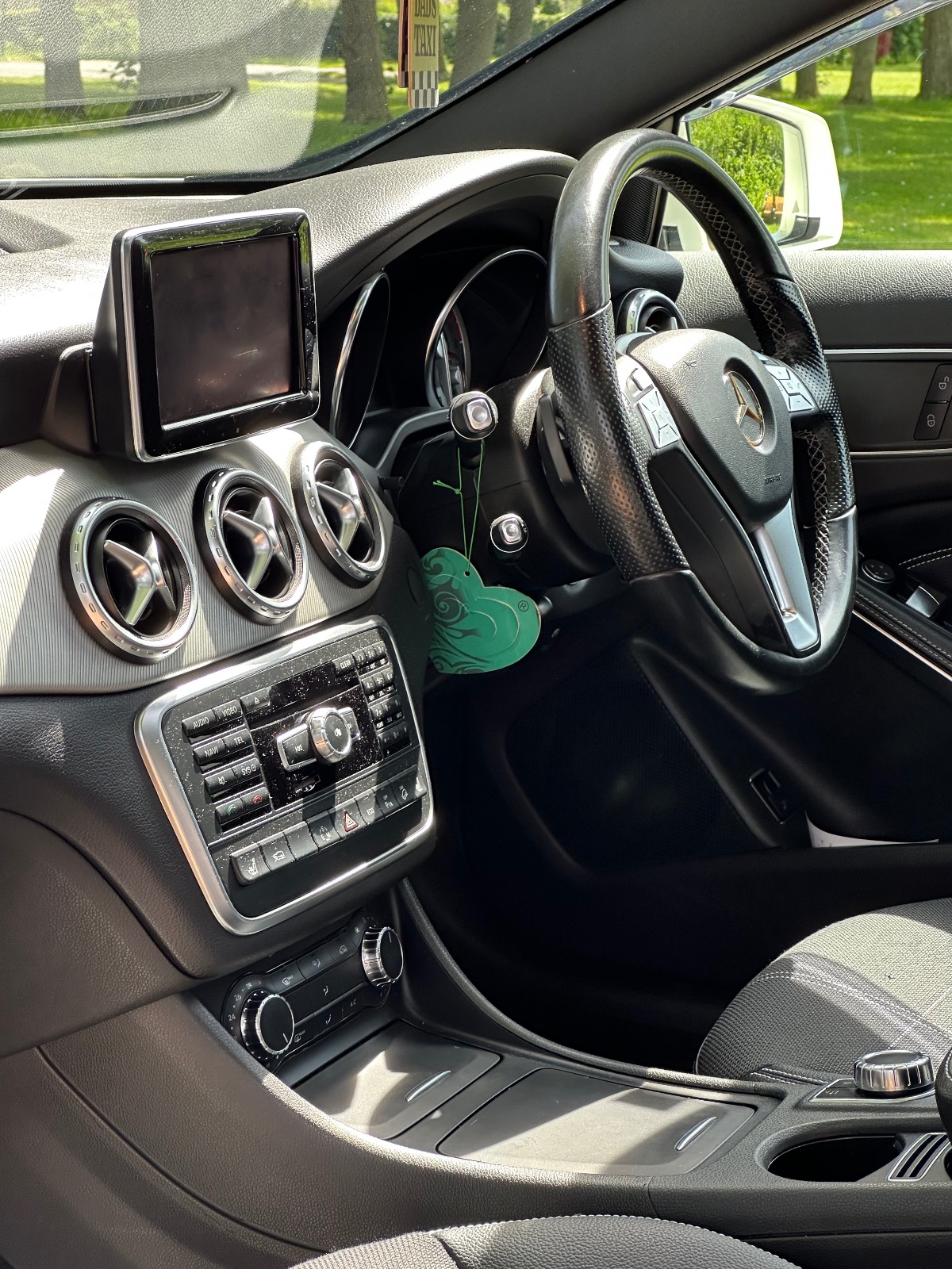 2014 Mercedes GLA — image 19