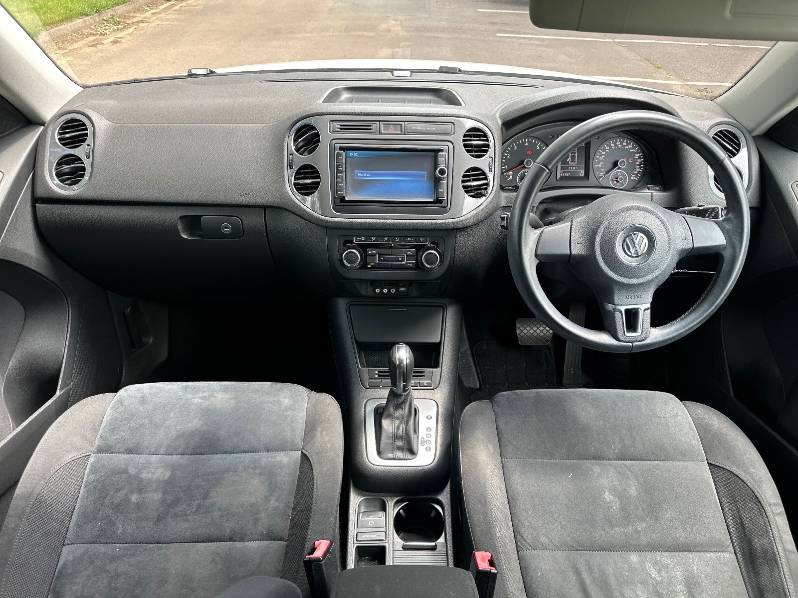 2014 Volkswagen Tiguan Bluemotion — image 12