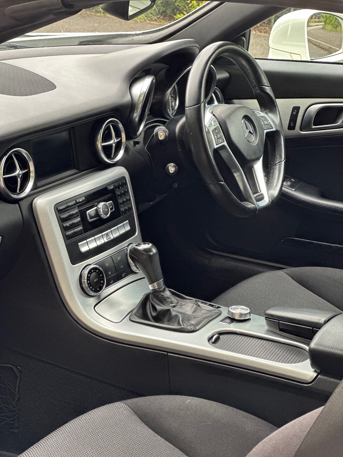 2012 Mercedes SLK — image 11