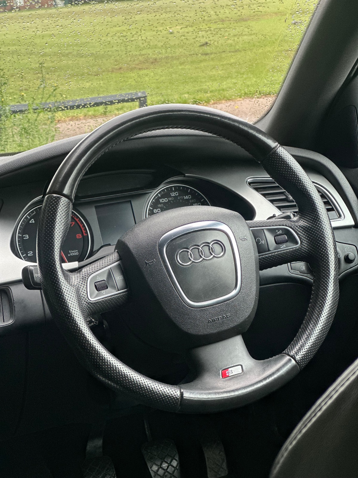 2010 Audi A4 S line — image 13